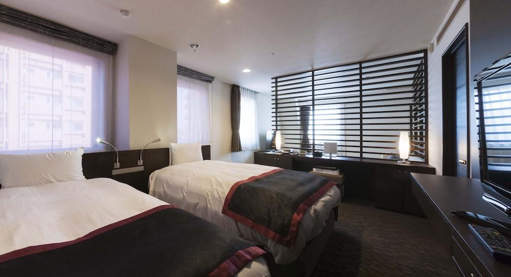 Onomichi Kokusai Hotel Bagian luar foto