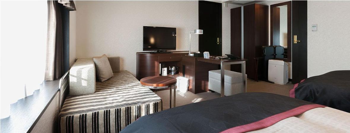 Onomichi Kokusai Hotel Bagian luar foto