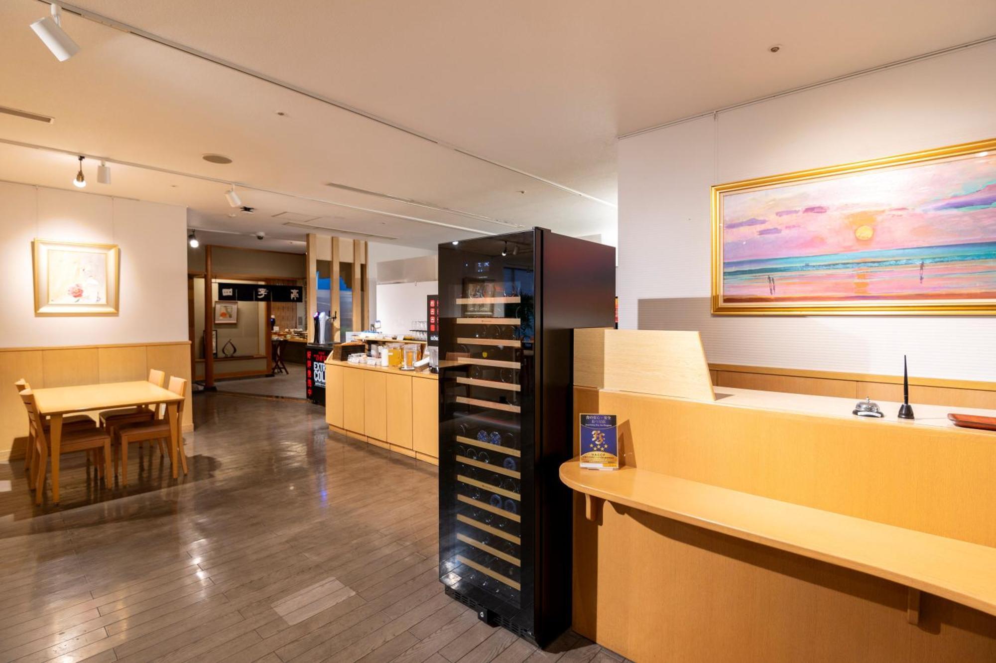 Onomichi Kokusai Hotel Bagian luar foto