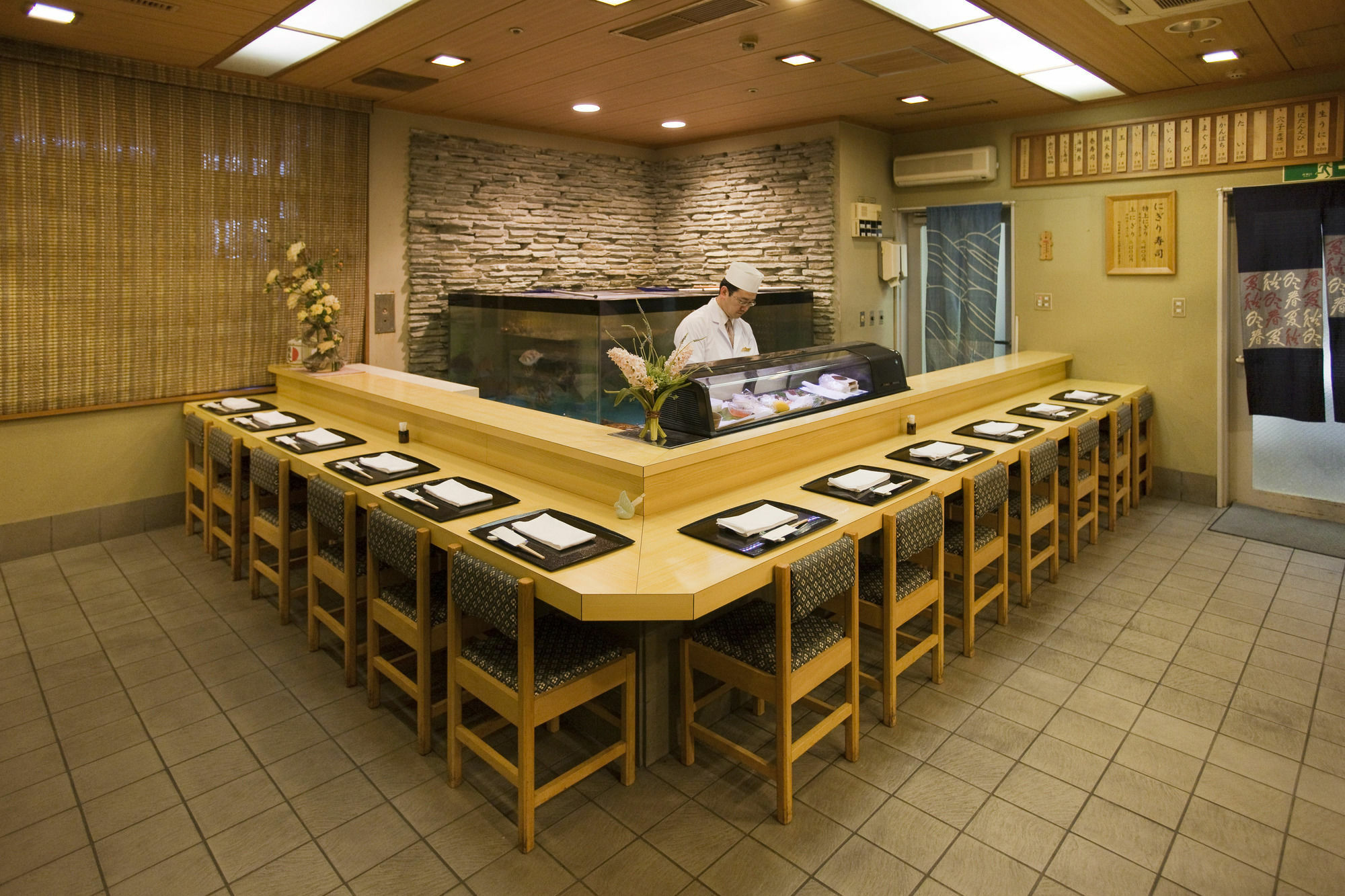 Onomichi Kokusai Hotel Bagian luar foto